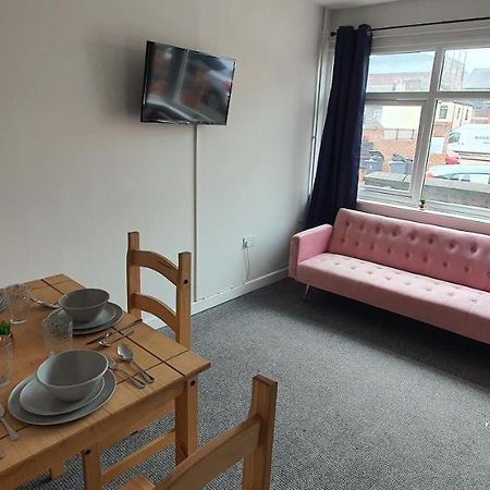 Stoke City House Apartment Etruria Exterior photo
