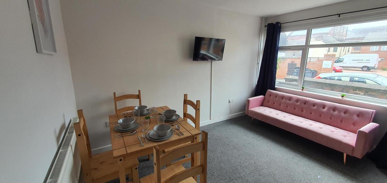 Stoke City House Apartment Etruria Exterior photo